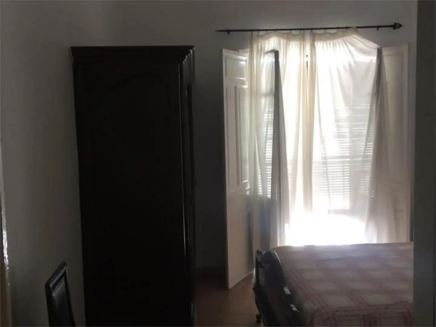 Habitación de Casa adosada en venta en Carmona con Terraza, Trastero y Balcón