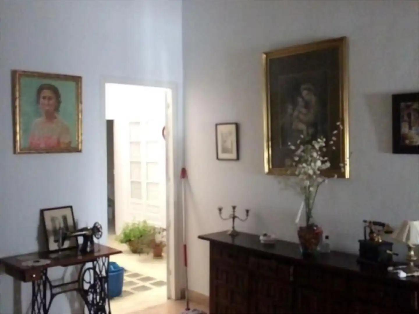 Casa adosada en venta en Carmona con Terraza, Trastero y Balcón