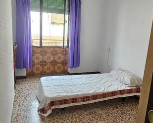 Bedroom of Planta baja to rent in Almadén  with Air Conditioner, Terrace and Balcony