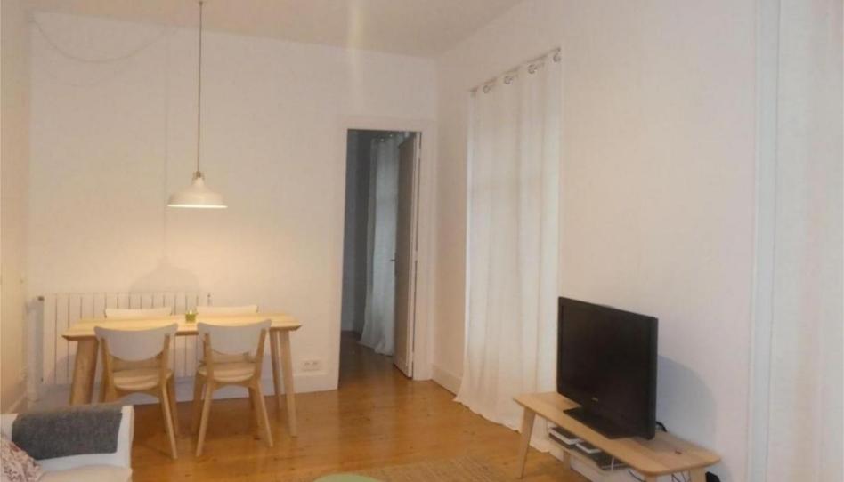 Foto 1 de Pis de lloguer a Bergara Kalea, 19, Área Romántica, Gipuzkoa