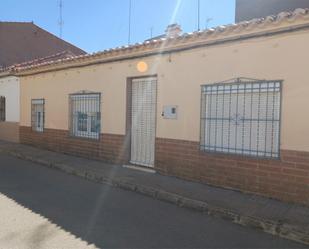 Exterior view of Planta baja for sale in Villarrobledo