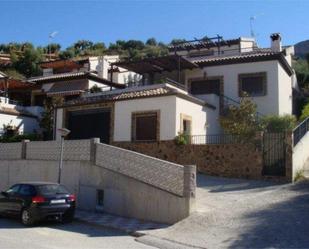 Exterior view of House or chalet for sale in Los Villares  with Terrace, Swimming Pool and Balcony