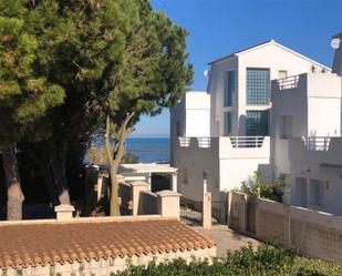 Vista exterior de Apartament de lloguer en Dénia amb Aire condicionat, Terrassa i Piscina