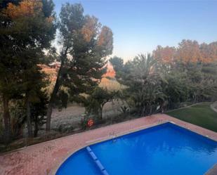 Piscina de Apartament de lloguer en Almoines amb Aire condicionat, Calefacció i Jardí privat