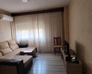 Living room of Flat to share in Ciudad Real Capital  with Air Conditioner