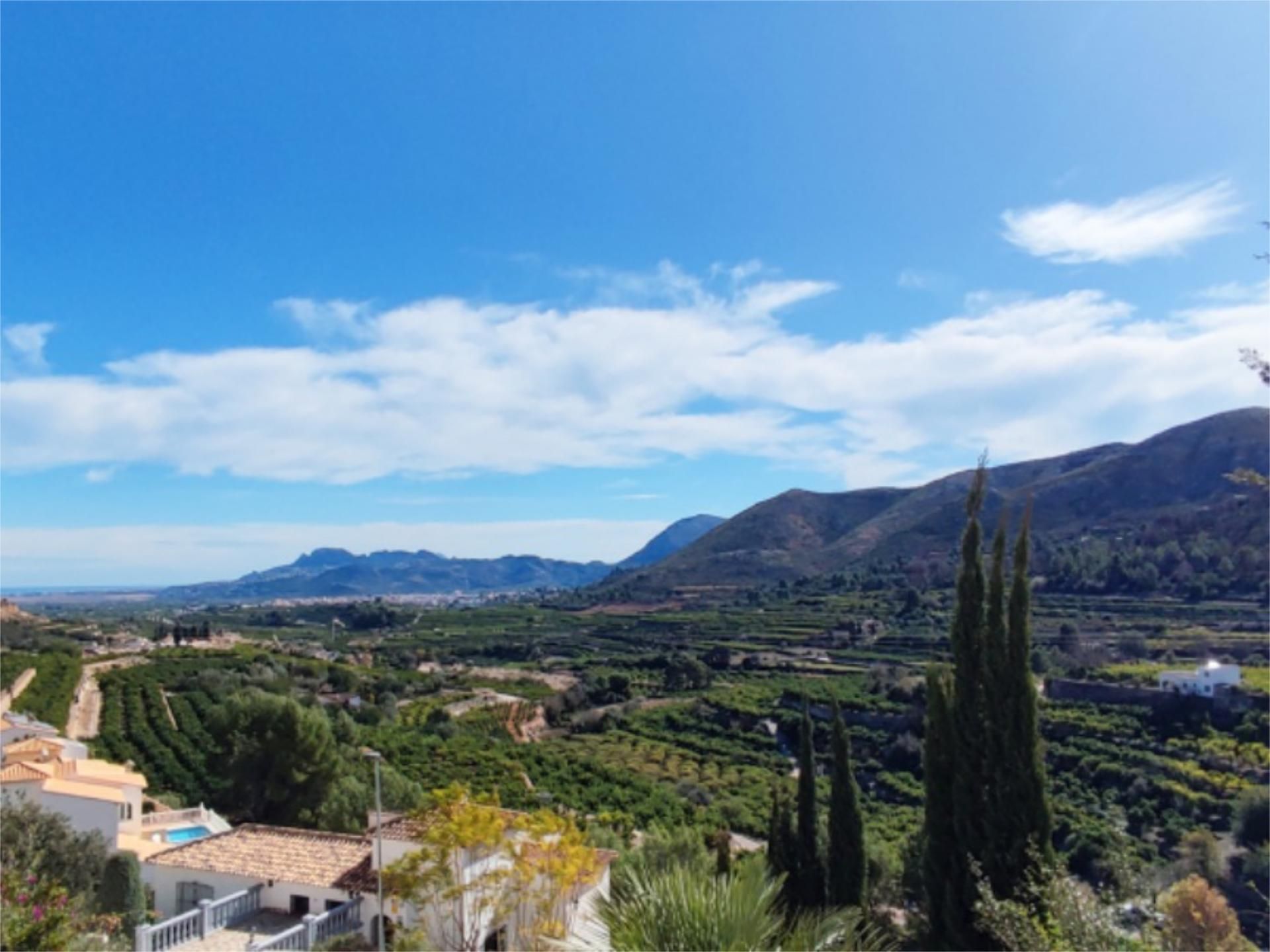 Vista exterior de Casa o xalet en venda en Adsubia amb Aire condicionat, Terrassa i Balcó