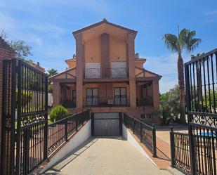 Vista exterior de Casa o xalet de lloguer en Dílar