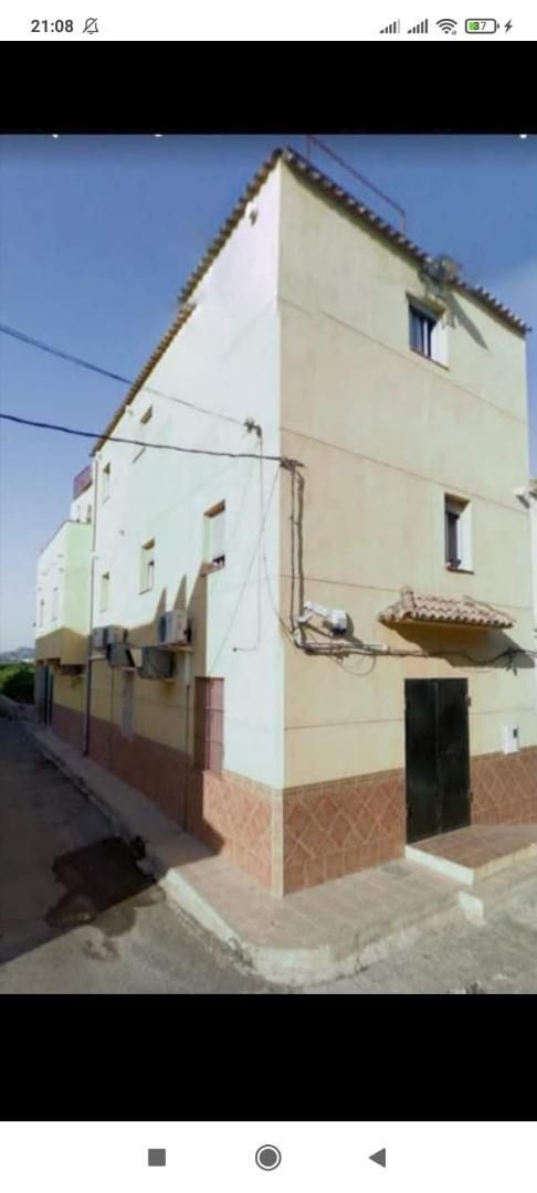 Single-family semi-detached to share in Carretera Valles, 60, Antigua Moreria