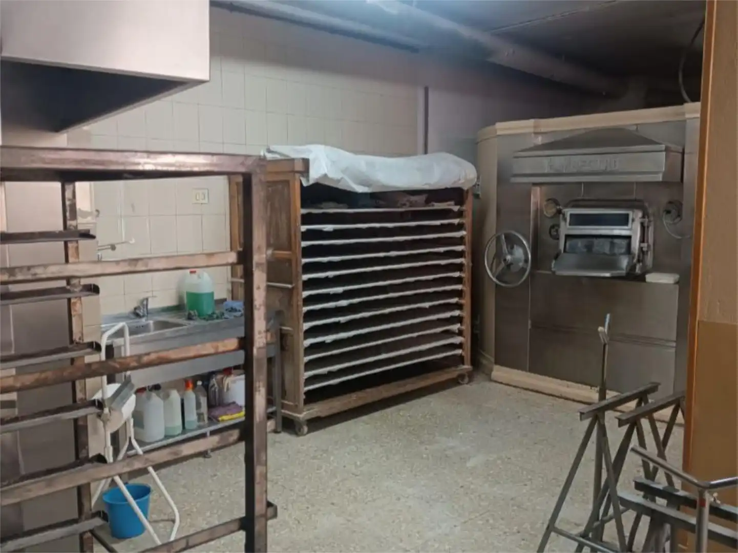 Commercial properties for sale in Travesia Alta Reina Sofia, 1, Benatae Commercial properties for sale in Benatae with Air Conditioner and Furnished
