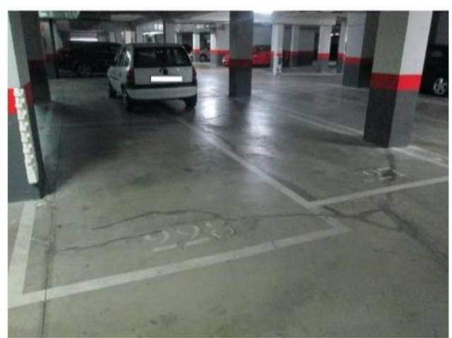 Garaje en Alquiler en Calle de Valcarlos, 35 en Las Tablas