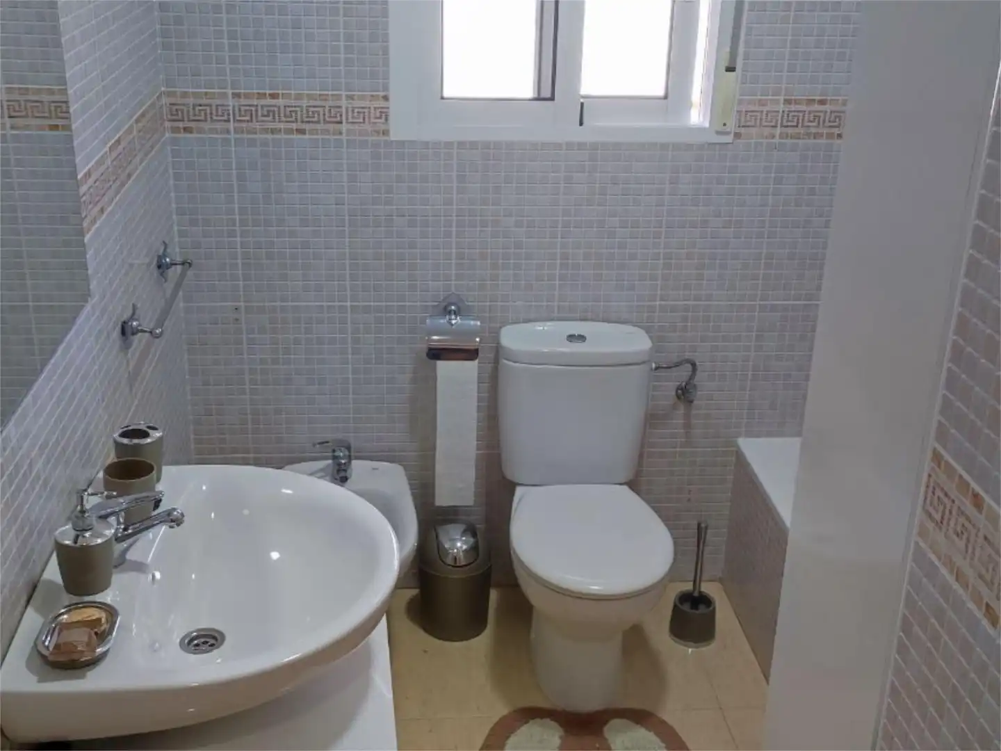Dúplex en venta en Calle Río Ebro, 31, Totana Baño de Dúplex en venta en Totana con Terraza y Balcón