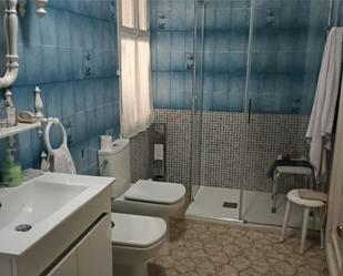 Bathroom of Flat for sale in Palencia Capital  with Balcony