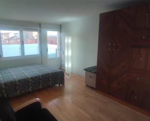 Dormitori de Apartament de lloguer en Tudela amb Terrassa