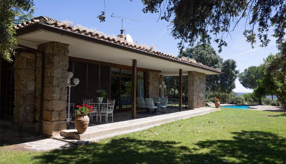 House or chalet for sale in Fresnedillas de la Oliva, Madrid - image 1 Photo 1 of House or chalet for sale in Fresnedillas de la Oliva, Madrid