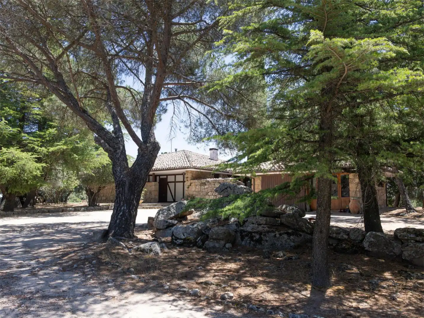 Casa o chalet en venta en Fresnedillas de la Oliva Vista exterior de Casa o chalet en venta en Fresnedillas de la Oliva con Terraza y Piscina