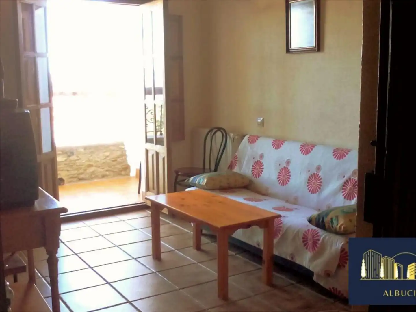 Finca rústica en venda a Calle Iglesia, 12, Corteconcepción Sala d'estar de Finca rústica en venda en Corteconcepción amb Calefacció, Terrassa i Moblat