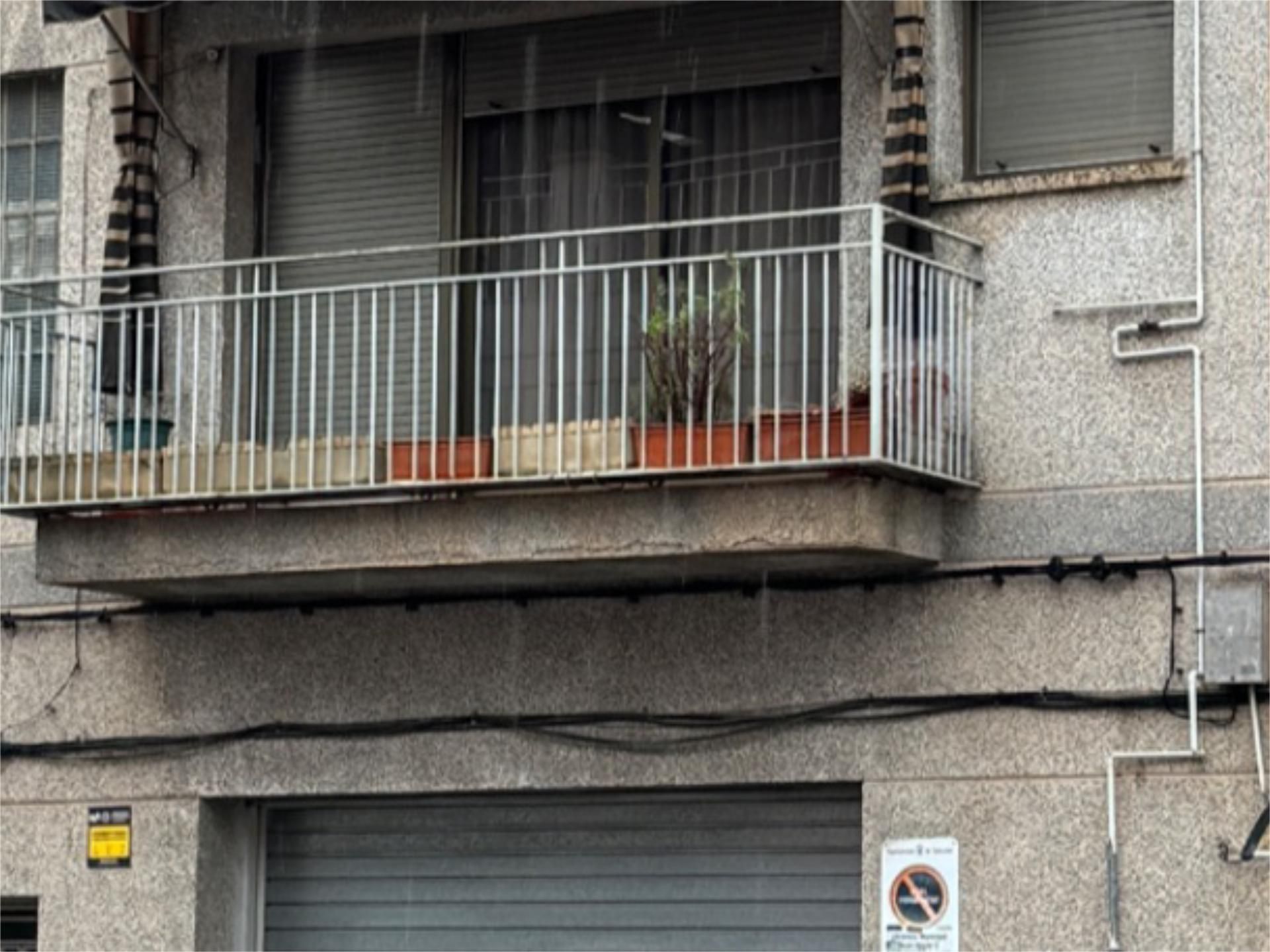 Balcony of Single-family semi-detached for sale in Sabadell  with Air Conditioner, Terrace and Balcony