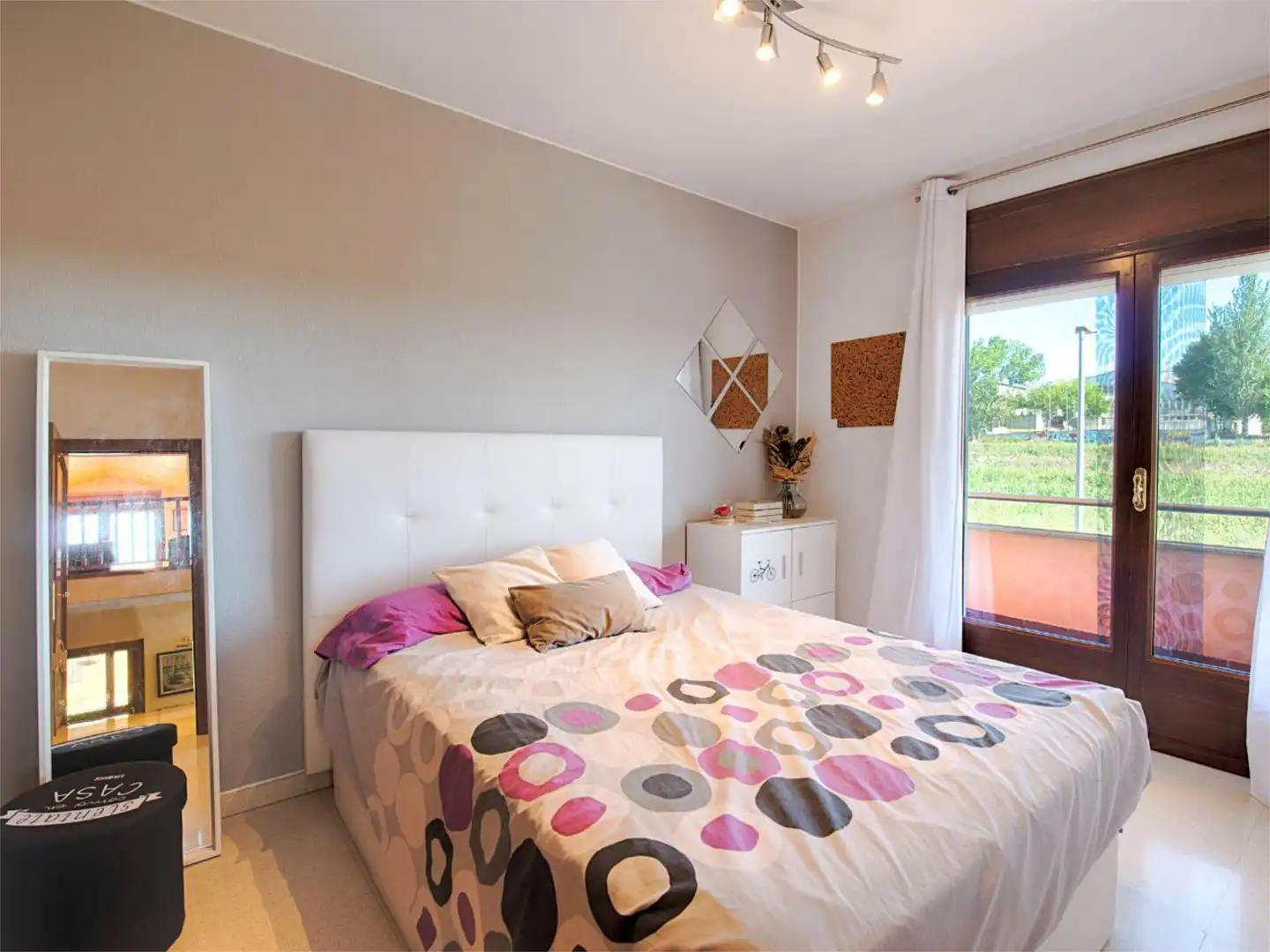 Dormitori de Casa o xalet en venda en Porqueres amb Aire condicionat, Terrassa i Piscina