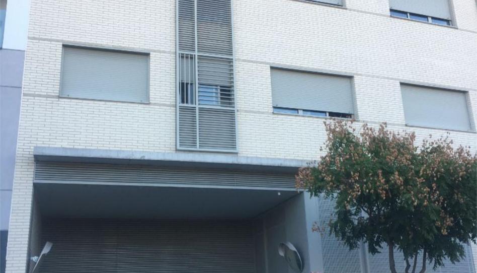 Garage to rent in Calle de Pilar, 48, Aluche, Madrid - image 1 Photo 1 of Garage to rent in Calle de Pilar, 48, Aluche, Madrid