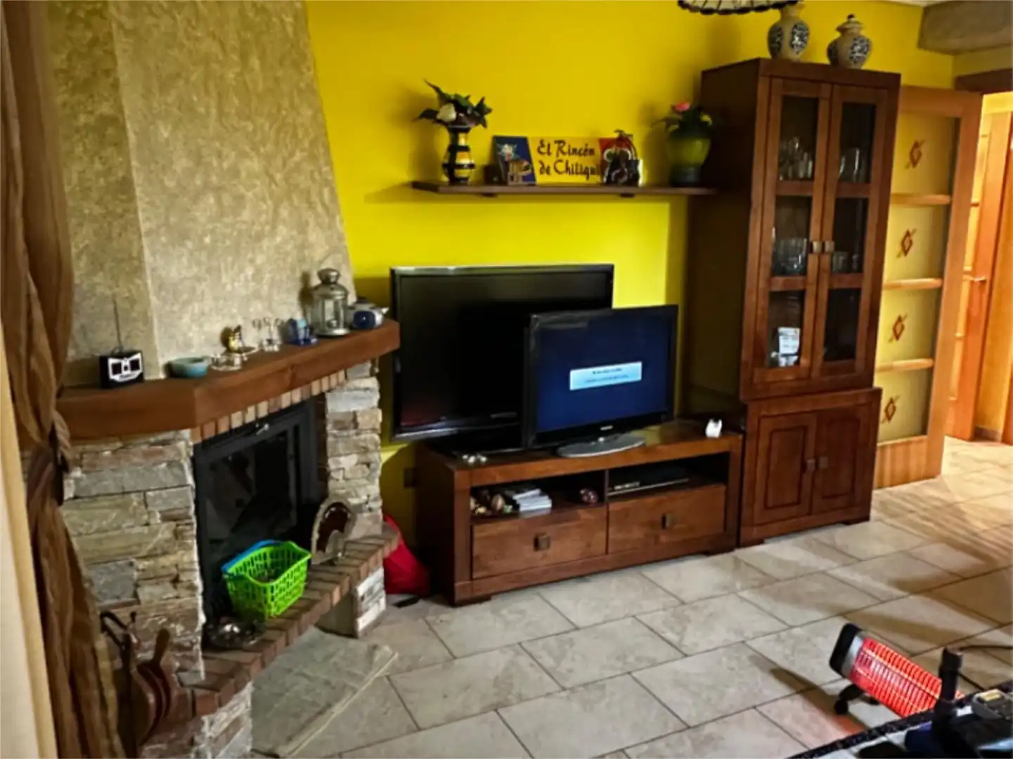 Sala de estar de Casa adosada en venta en Villanueva de Ávila