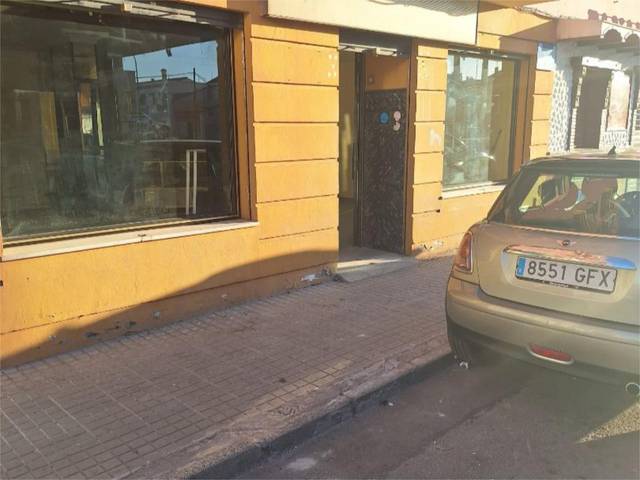 Local comercial en Venta en Calle Giralda, 2 en San Pedro - Gabriel Miró - María Guerrero