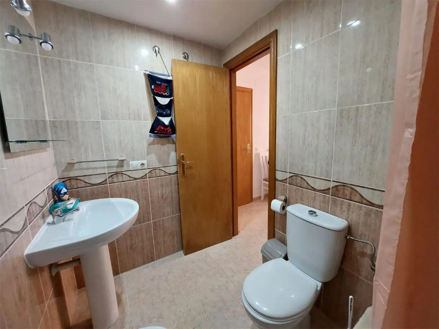 Baño de Apartamento de alquiler en Oropesa del Mar / Orpesa con Aire acondicionado, Calefacción y Jardín privado
