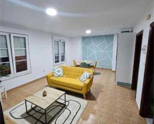 Sala d'estar de Apartament de lloguer en Muxía