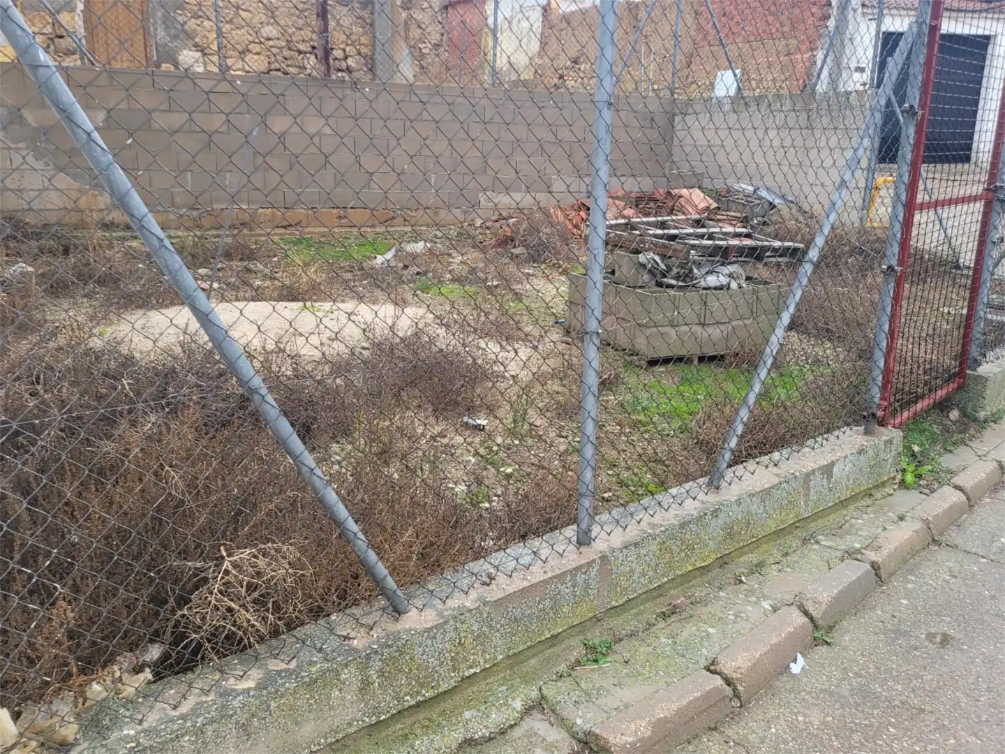 Land for sale in Mucientes