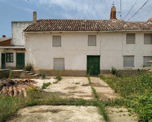 Außenansicht von Einfamilien-Reihenhaus zum verkauf in Villanuño de Valdavia