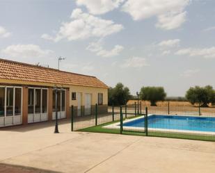 Swimming pool of House or chalet for sale in La Carlota  with Air Conditioner, Heating and Terrace