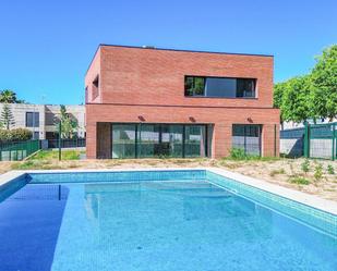 Swimming pool of Land for sale in Mataró