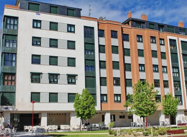 Garaje en Alquiler en Plaza Juan Pablo II, 2 en Villa de Prado