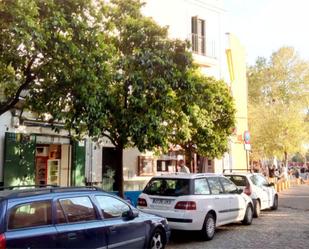 Exterior view of Flat to rent in  Sevilla Capital  with Air Conditioner