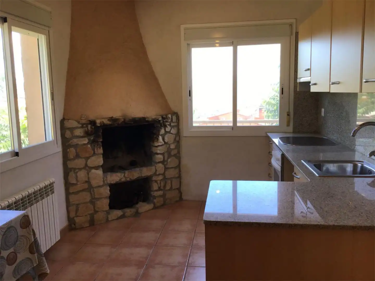 Cuina de Pis en venda en Les Avellanes i Santa Linya amb Calefacció, Jardí privat i Terrassa