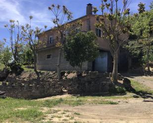 Vista exterior de Casa o xalet en venda en Les Avellanes i Santa Linya amb Terrassa i Balcó