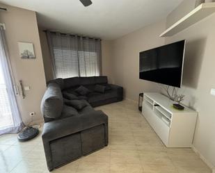 Living room of Flat to rent in El Vendrell  with Air Conditioner and Balcony