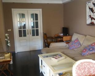 Living room of Flat for sale in Vélez-Málaga  with Air Conditioner, Parquet flooring and Terrace