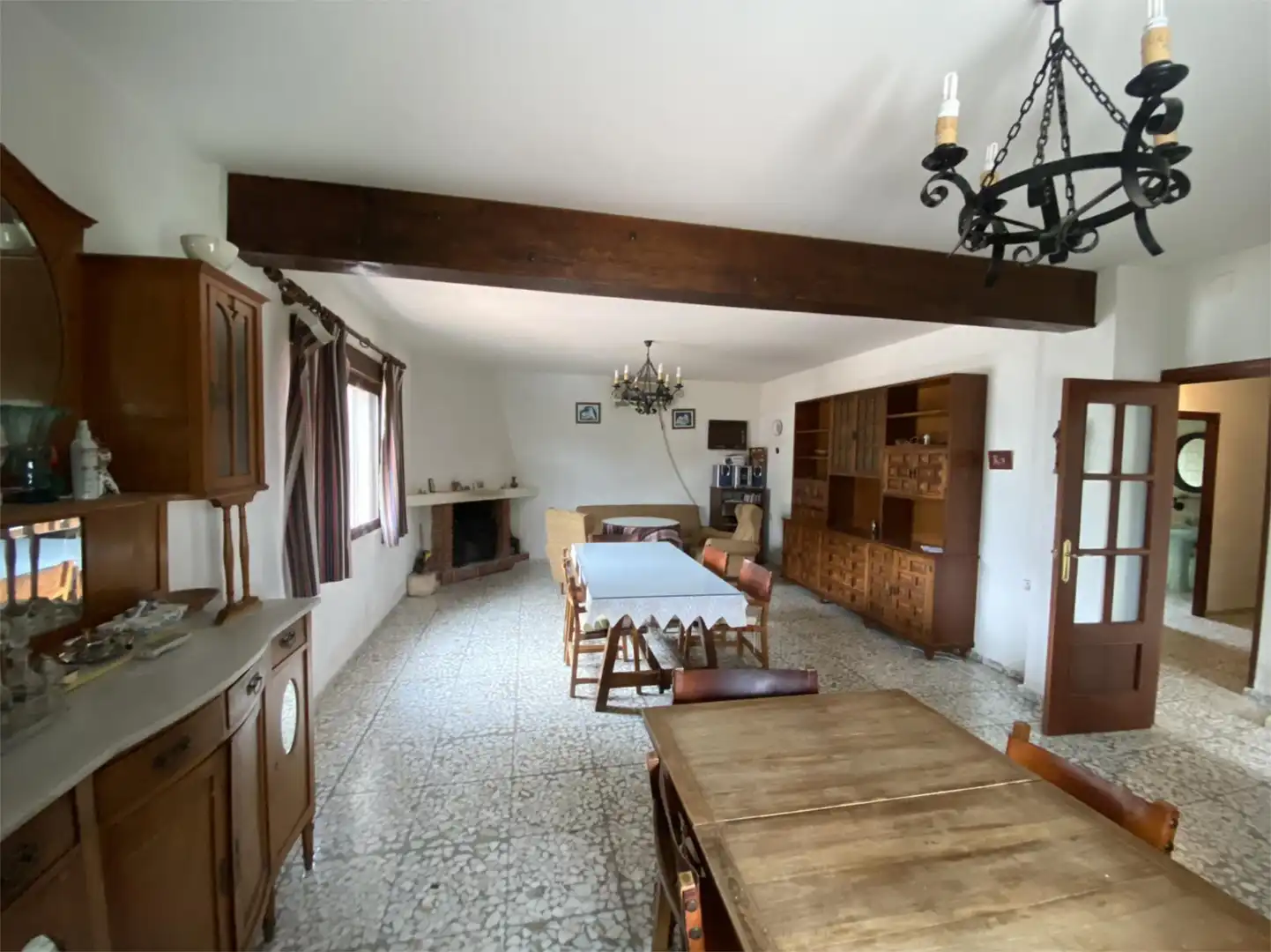 Casa o xalet en venda a Calle Vandelvira, 8, Puente Tablas - Puente Nuevo - Cerro Molina Menjador de Casa o xalet en venda en Jaén amb Aire condicionat, Jardí privat i Terrassa