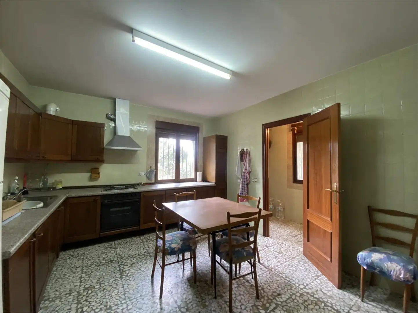 Casa o xalet en venda a Calle Vandelvira, 8, Puente Tablas - Puente Nuevo - Cerro Molina Cuina de Casa o xalet en venda en Jaén amb Aire condicionat, Jardí privat i Terrassa