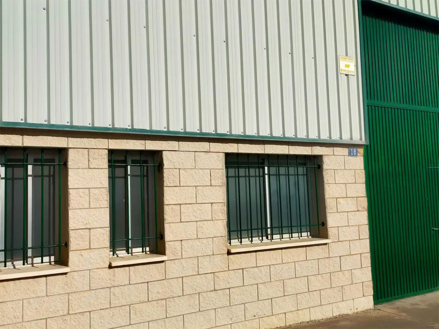 Nave industrial en venta en Calle Bronce, 18, Campo Real Vista exterior de Nave industrial en venta en Campo Real