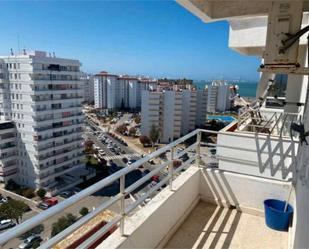 Exterior view of Flat for sale in El Puerto de Santa María  with Terrace and Swimming Pool