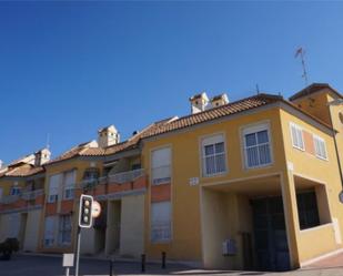 Vista exterior de Casa adosada en venda en Alicante / Alacant amb Terrassa, Aparcament comunitari i Balcó