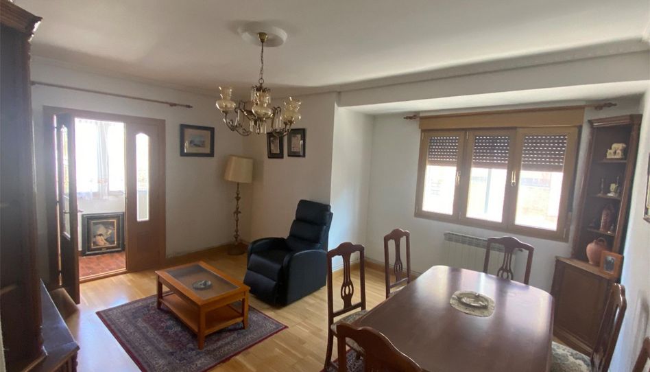 Piso en venta en Calle Rades, 1, Trespaderne, Burgos - imagen 1 Foto 1 de Piso en venta en Calle Rades, 1, Trespaderne, Burgos