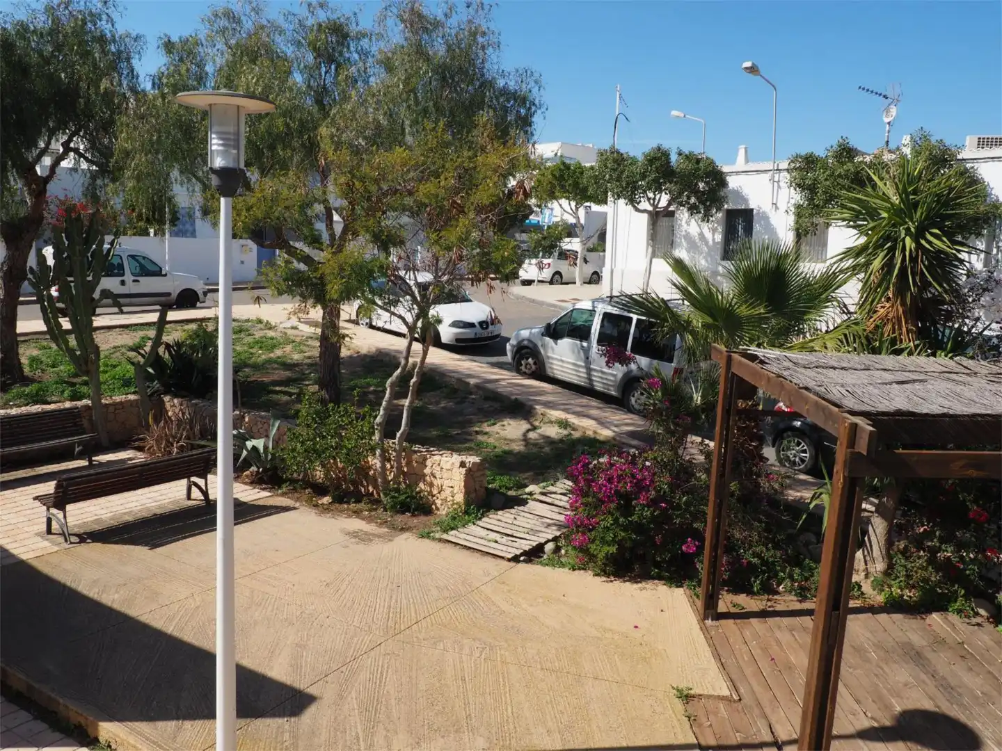 Apartamento de alquiler en Calle de la Testa, 11, San José Vista exterior de Apartamento de alquiler en Níjar con Aire acondicionado, Calefacción y Terraza