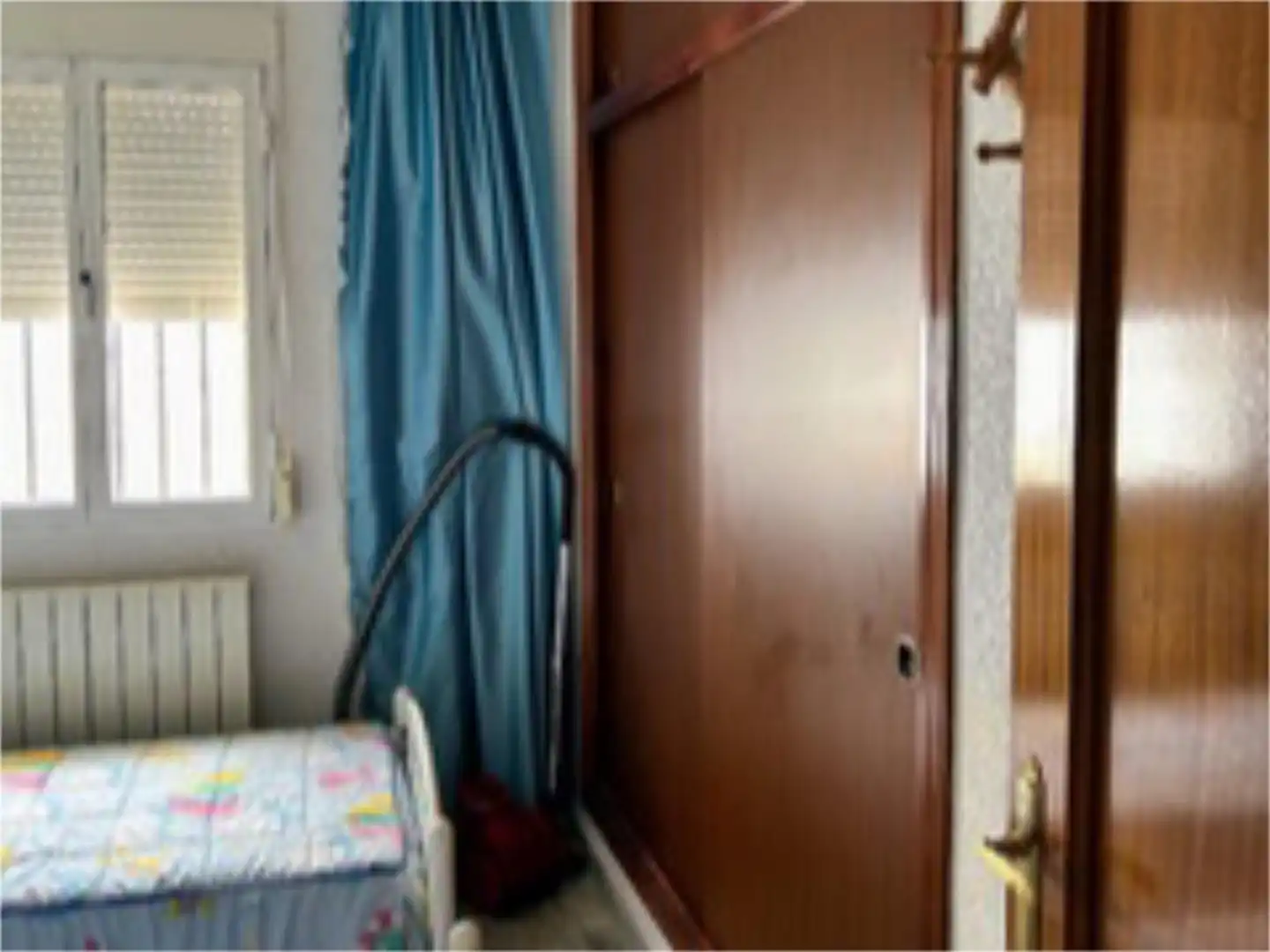 Casa o xalet en venda a Calle Cañada Real, 8, Retuerta del Bullaque Dormitori de Casa o xalet en venda en Retuerta del Bullaque amb Aire condicionat, Calefacció i Traster
