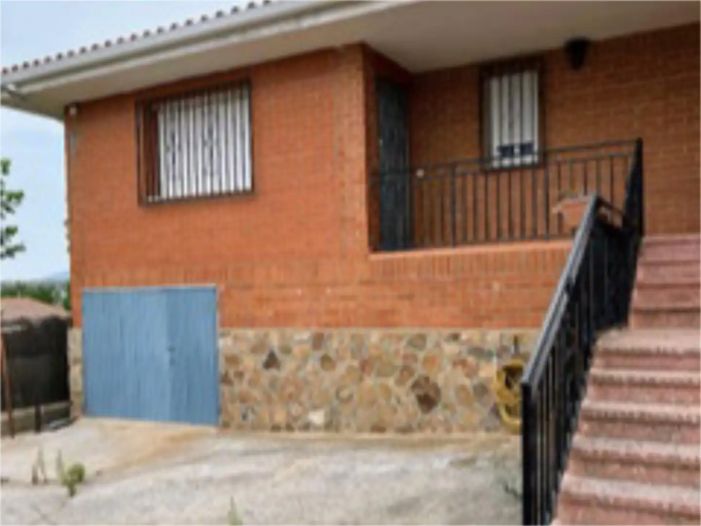 Casa o xalet en venda a Calle Cañada Real, 8, Retuerta del Bullaque Vista exterior de Casa o xalet en venda en Retuerta del Bullaque amb Aire condicionat, Calefacció i Traster