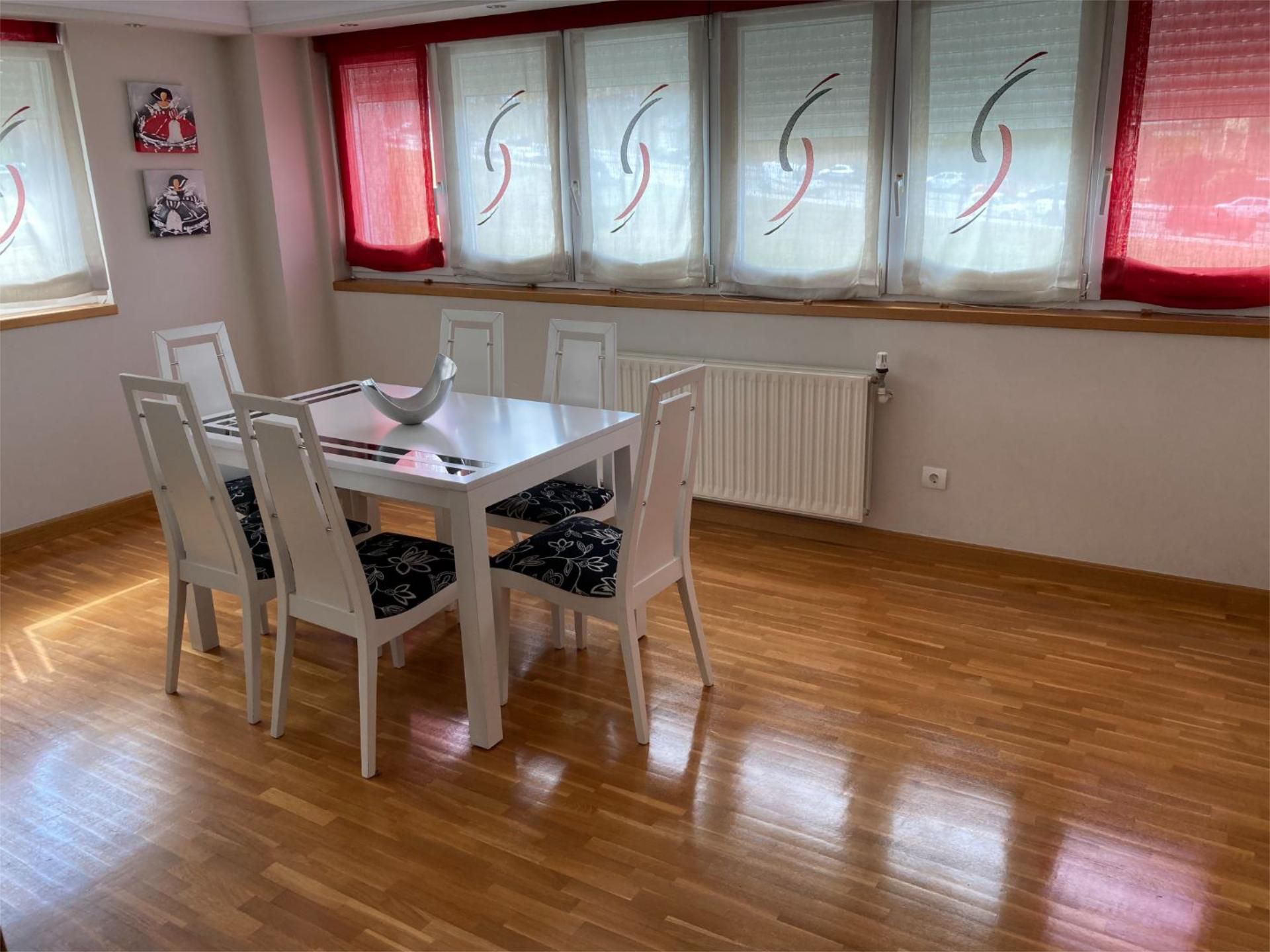 Dining room of Flat for sale in Oviedo   with Terrace and Balcony