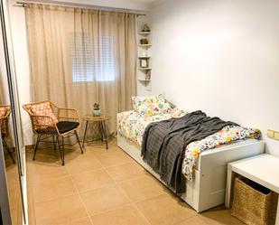 Bedroom of Flat to share in  Valencia Capital