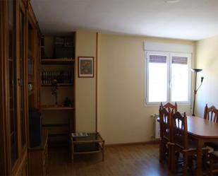 Living room of Flat for sale in San Leonardo de Yagüe  with Heating, Parquet flooring and Furnished