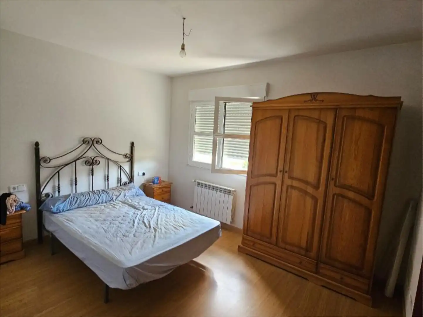 Einfamilien-Reihenhaus zum Verkauf in Toral de los Vados Schlafzimmer von Einfamilien-Reihenhaus zum Verkauf in Toral de los Vados mit Heizung, Parkett und Terrasse